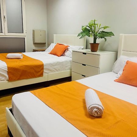 Punta Me Beautiful Apartments In Madrid Downtown Bagian luar foto