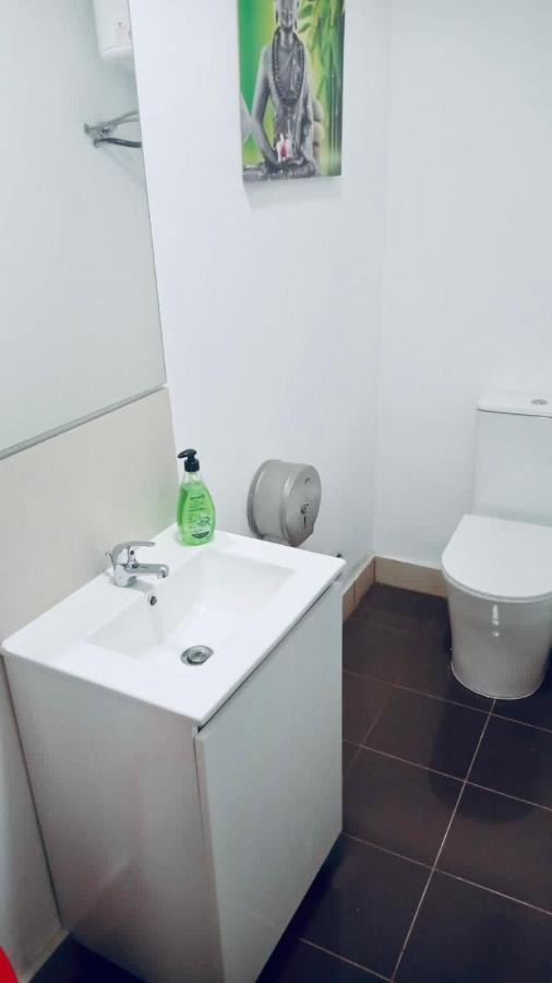 Punta Me Beautiful Apartments In Madrid Downtown Bagian luar foto